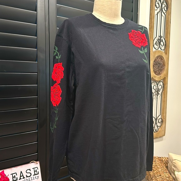Ragabond Studio Sacred Rose Tee - Picture 3 of 3
